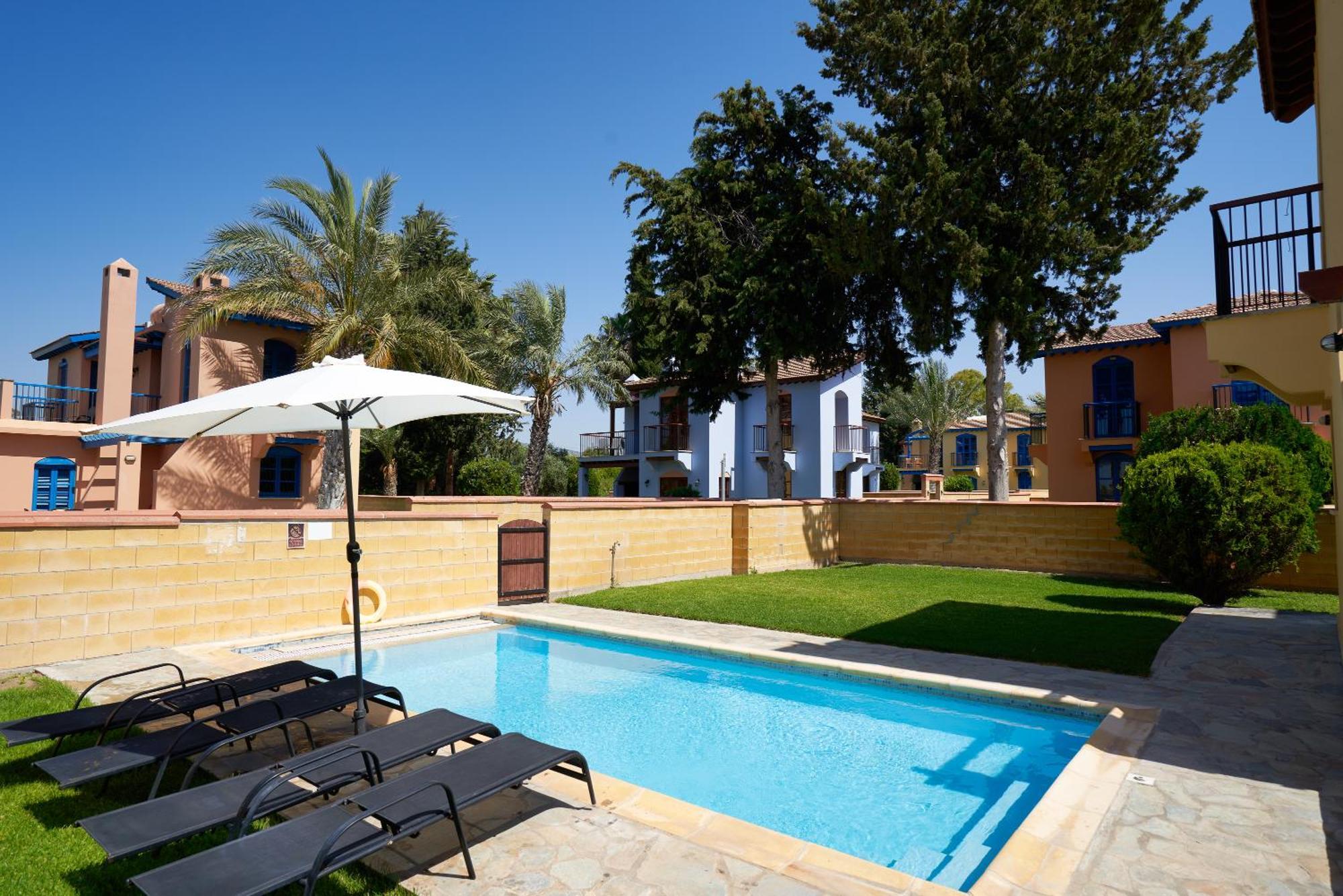 The Olympians Villas Polis ภายนอก รูปภาพ